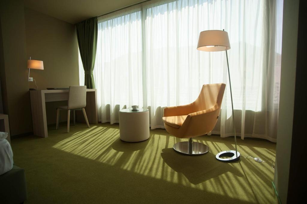 בראשוב Hotel Armatti מראה חיצוני תמונה
