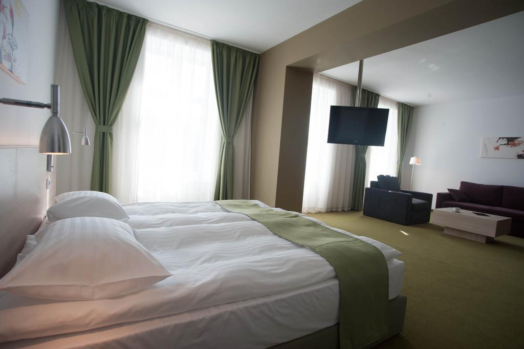 בראשוב Hotel Armatti מראה חיצוני תמונה